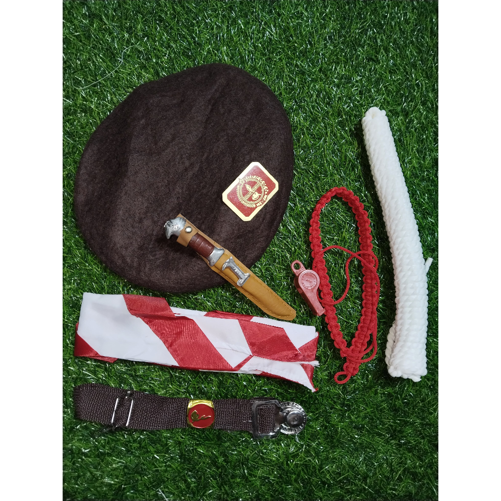 PERLENNGKAPAN ATRIBUT PRAMUKA LAKI LAKI PEREMPUAN SD SMP