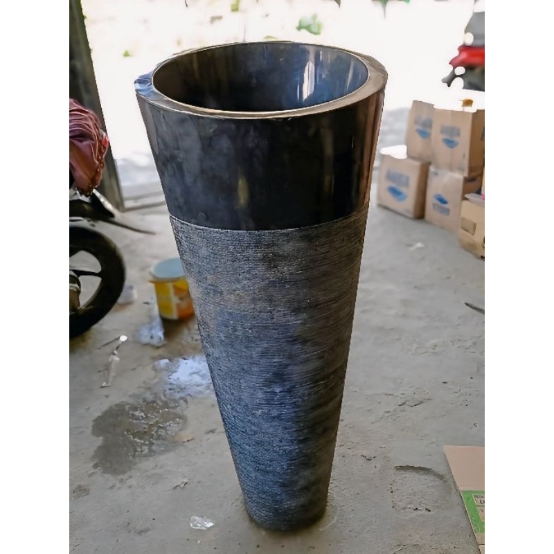Wastafel Pedestal Batu Marmer Hitam