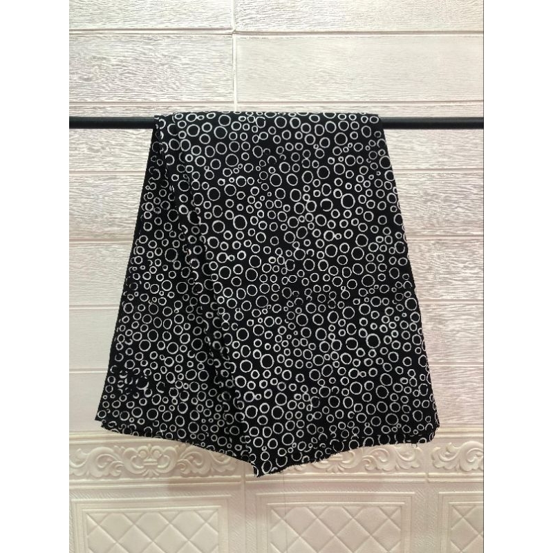 Kain batik cap warna hitam putih / kain batik motif gelembung air seragam batik cap halus