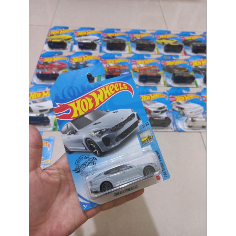 HOTWHEELS 2019 KIA STINGER GT