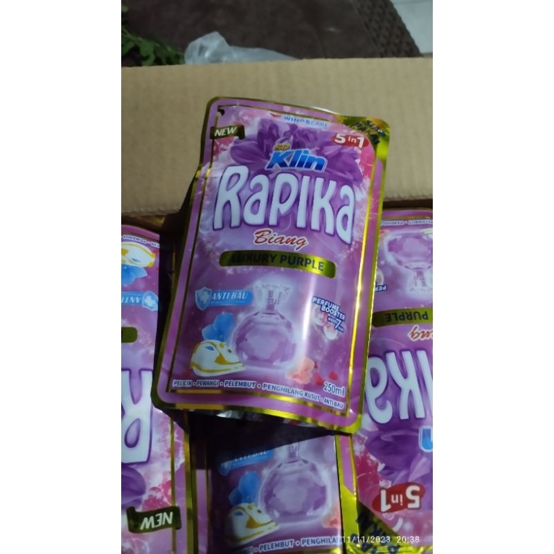 rapika pelicin pakaian