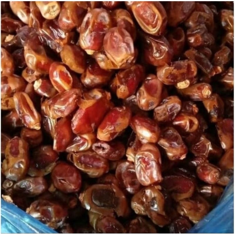 

kurma khalas 10kg/ kurma khalas Madinah 10kg termurah