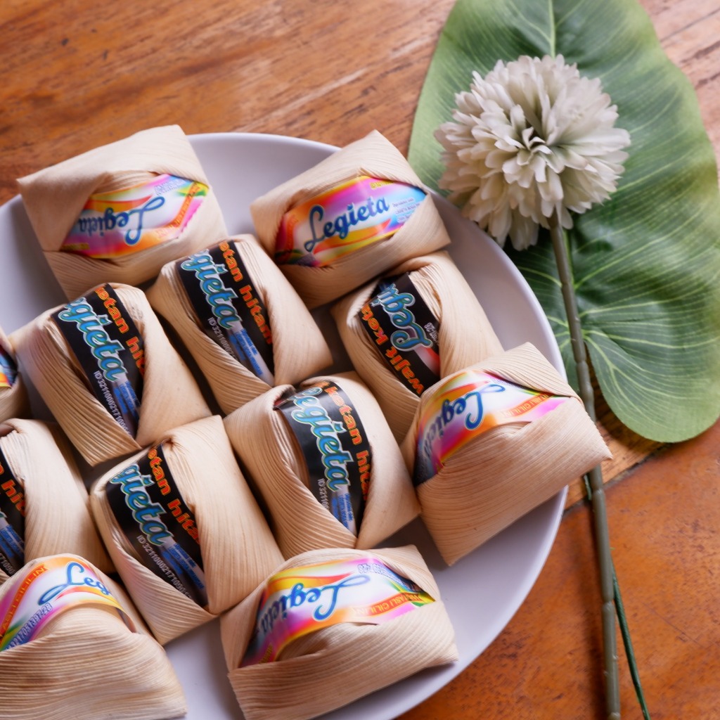 

Wajit Legieta 1kg : KETAN PUTIH - Wajit Ketan Asli Cililin oleh oleh khas Bandung /Wajit gula merah