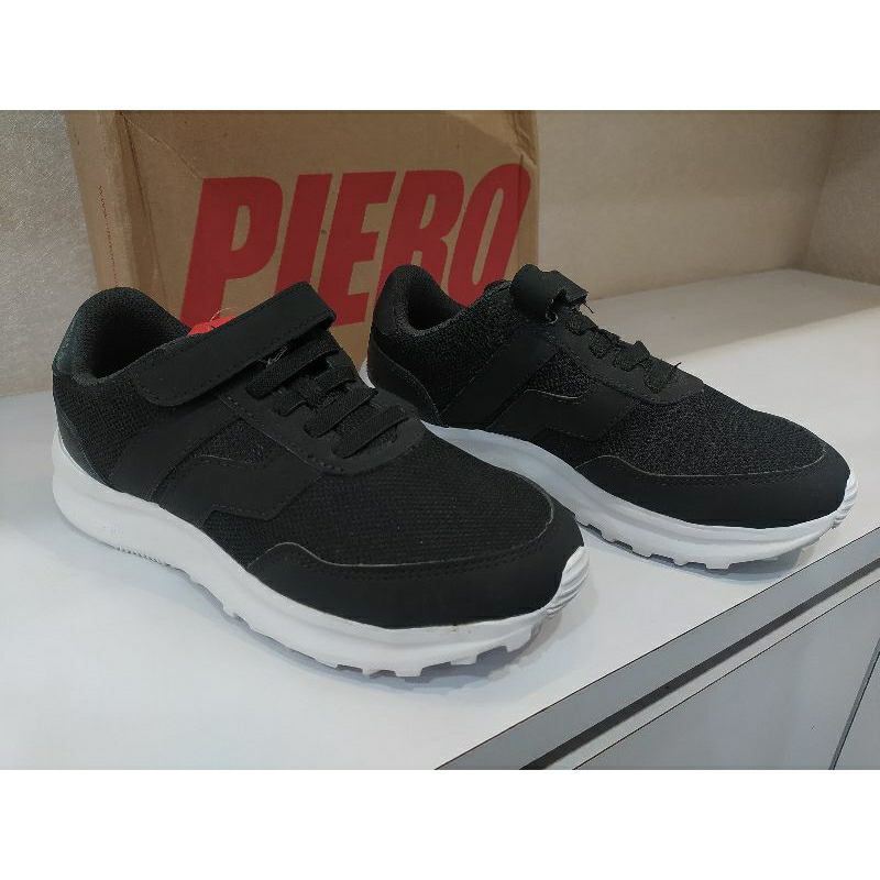 Piero - Sepatu sekolah anak Piero
