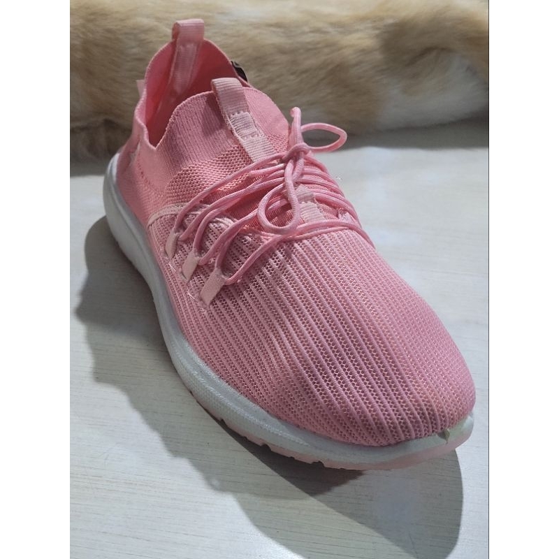 sepatu wanita trekkers alma