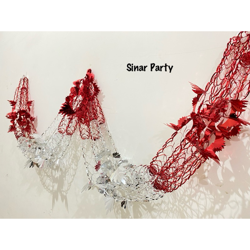 Garland Agustusan Merah Putih