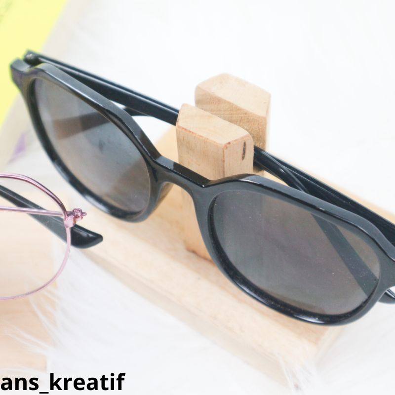 (READY)Stand Kacamata