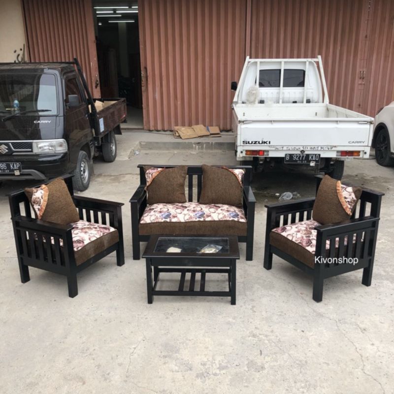 KURSI FUTONIK KAYU MINIMALIS KURSI RUANG TAMU ELEGAN KURSI MODERN 211