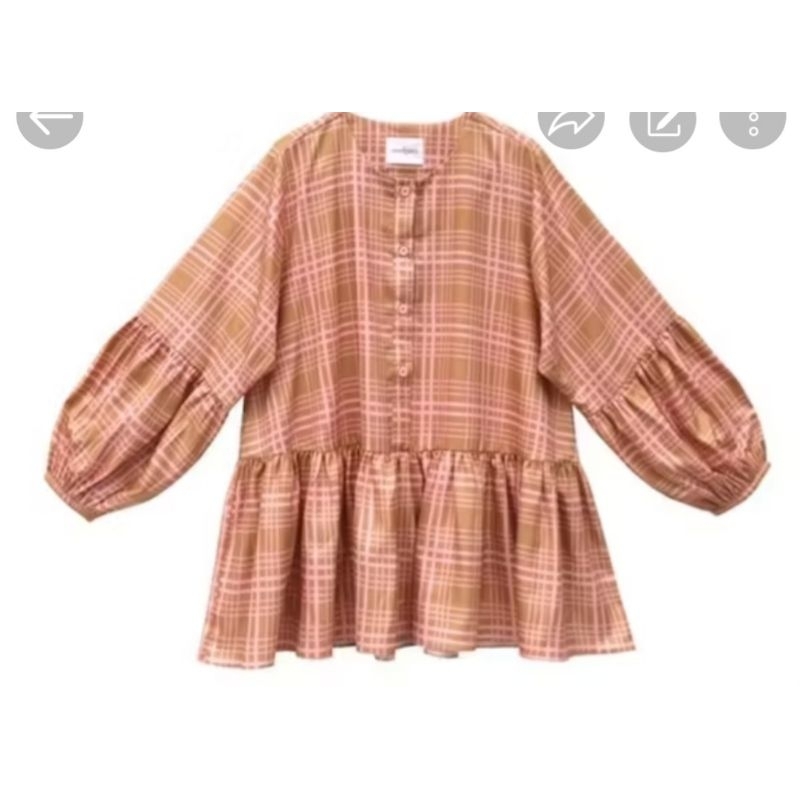 Atasan Nadjani relia teracota