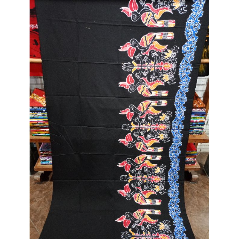 KAIN UNIK BATIK ASLI