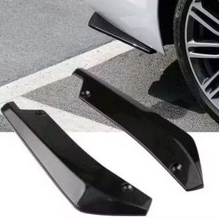 Winglet Belakang Universal Mobil