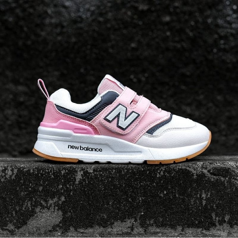 Sepatu New Balance Kids 997H Pink White size 30 - 35