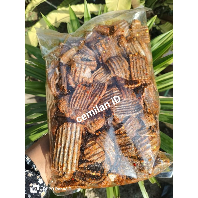 

seblak kerupuk jengkol pedas daun jeruk 1kg