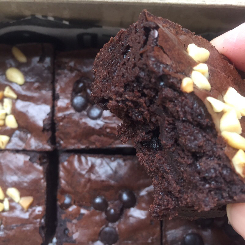 

(Dikirim Maks H+1) Fudgy Brownies Panggang Enak Nyoklat Fresh