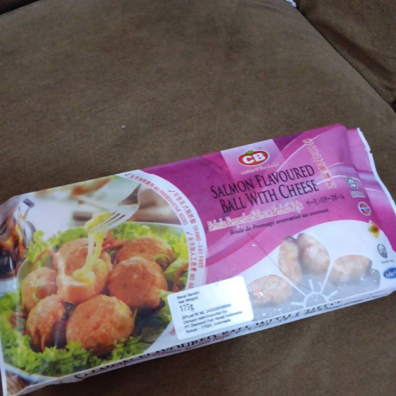 

Salmon Flavoured Ball with Cheese