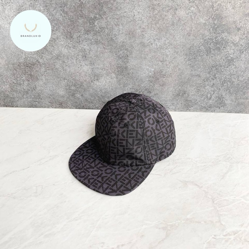 Kenzo monogram logo snapback cap in charcoal & white black