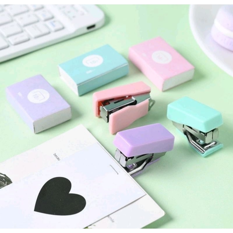 

Mini stapler set macaron color staples mini ukuran kecil kemasan box lucu free isi warna