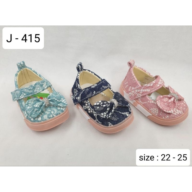 Ekubo-Sepatu Bayi J-415