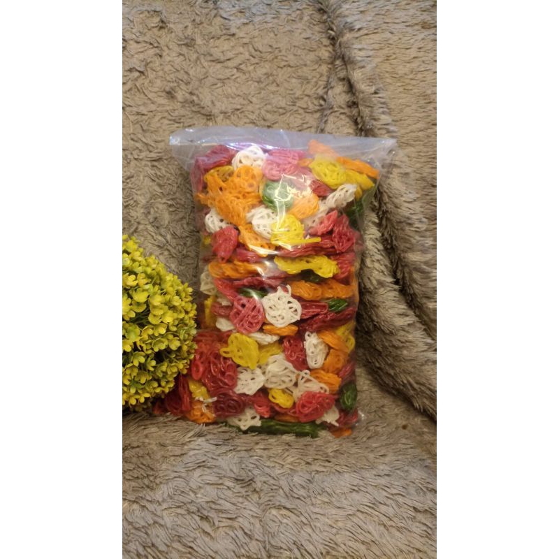 

Kerupuk seblak mentah mawar warna mini 250gr,500gr,1000gr