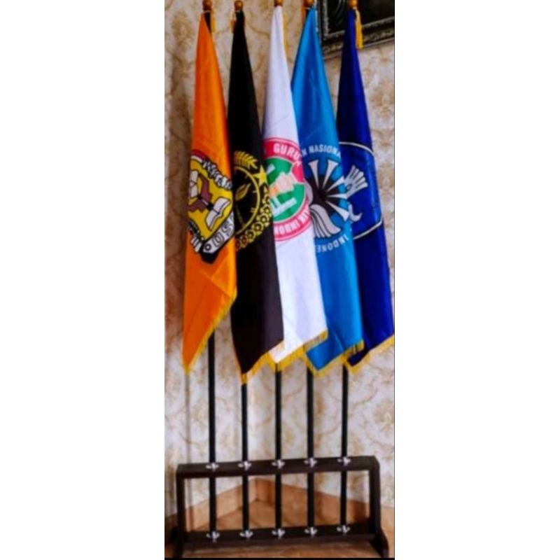 

PAKET tatakan bendera isi 5 lubang plus tiang stanlis