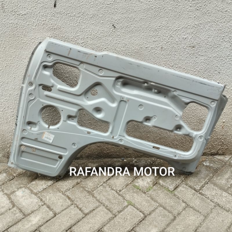 PANEL DAUN/KULITAN PINTU DALAM L300 ORIGINAL KTB