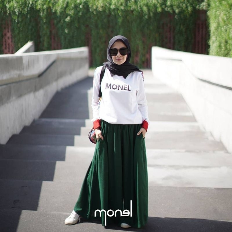 Monel Azura Top Kaos Katun Wanita Sweet Shirt Size S Preloved