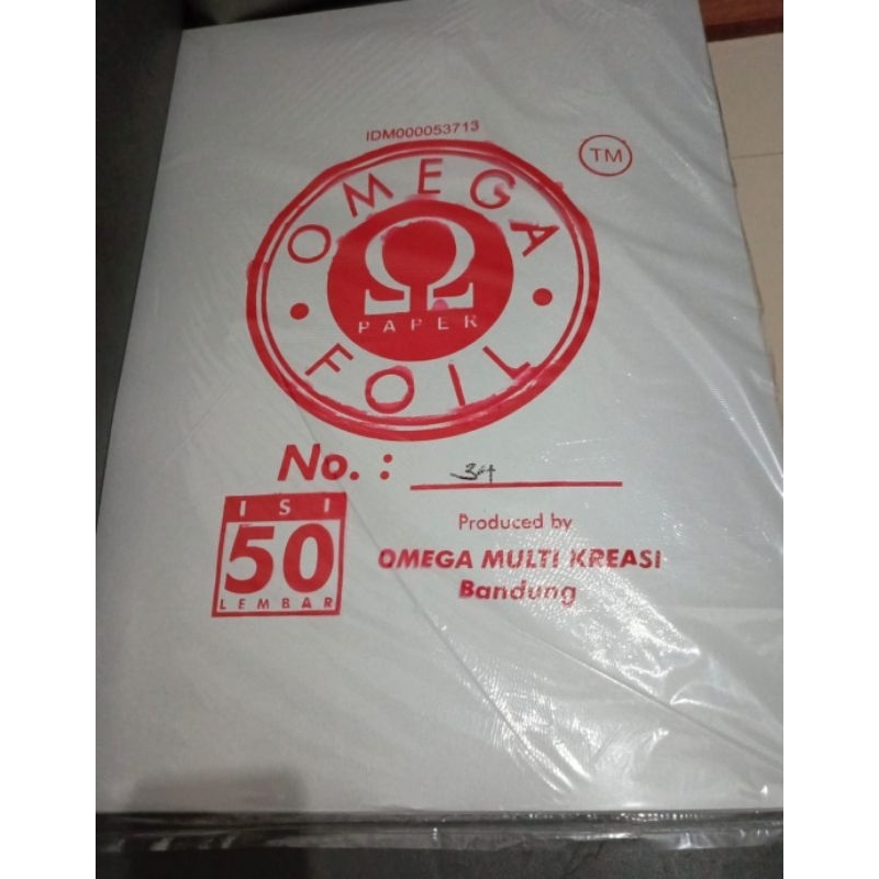 

Kertas sampul karton Omega foil paper isi 50 lembar no 34 abu abu