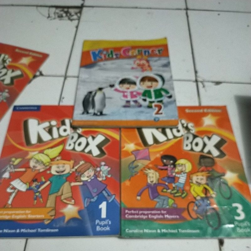 ORIGINAL CAMBRIDGE KIDS BOX SECOND EDITION PUPILS BOOK / KIDS CORNER