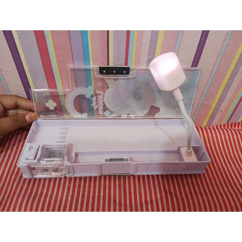 

Tepak pensil led table lamp