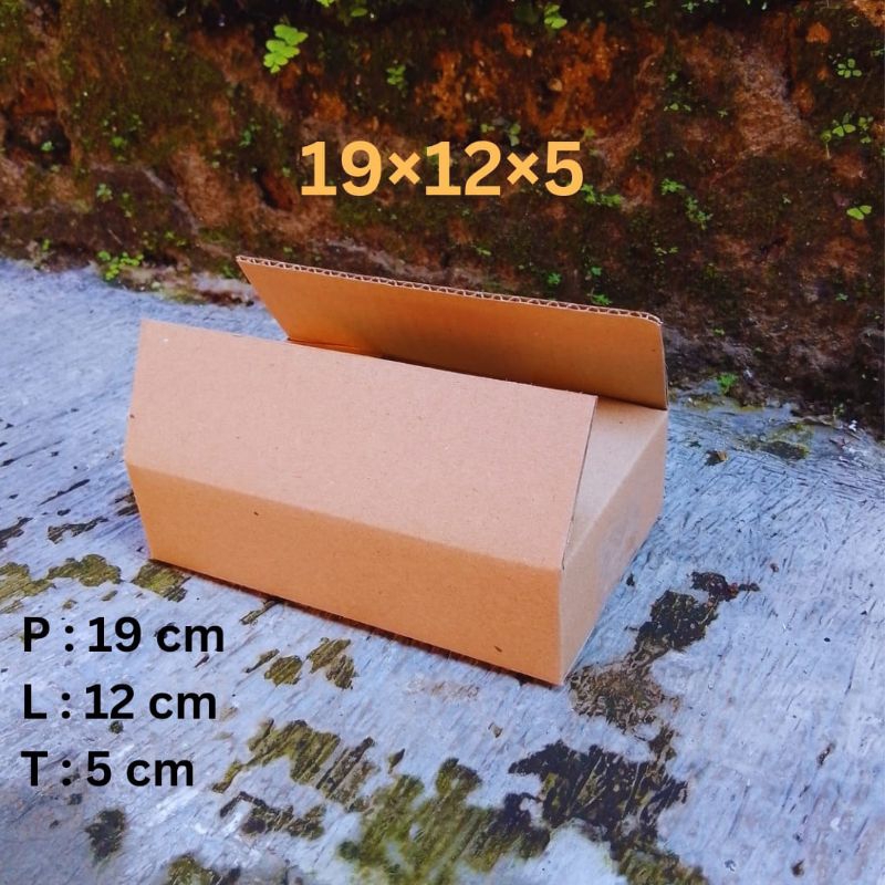 

Dus kardus packing polos Kardus Packing Murah Ukuran 19 cm x 12 cm x 5 cm