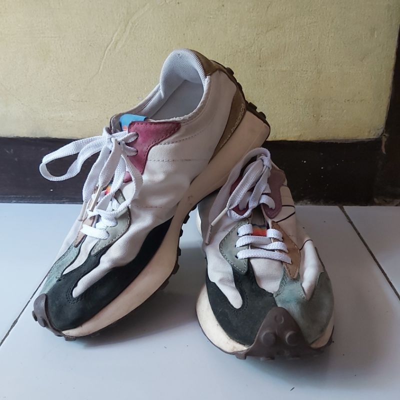 Sepatu New Balance 327 Rainbow second