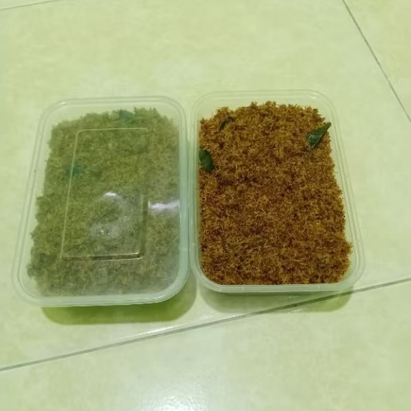 

Serundeng kelapa manis, asin, pedas 250 gr