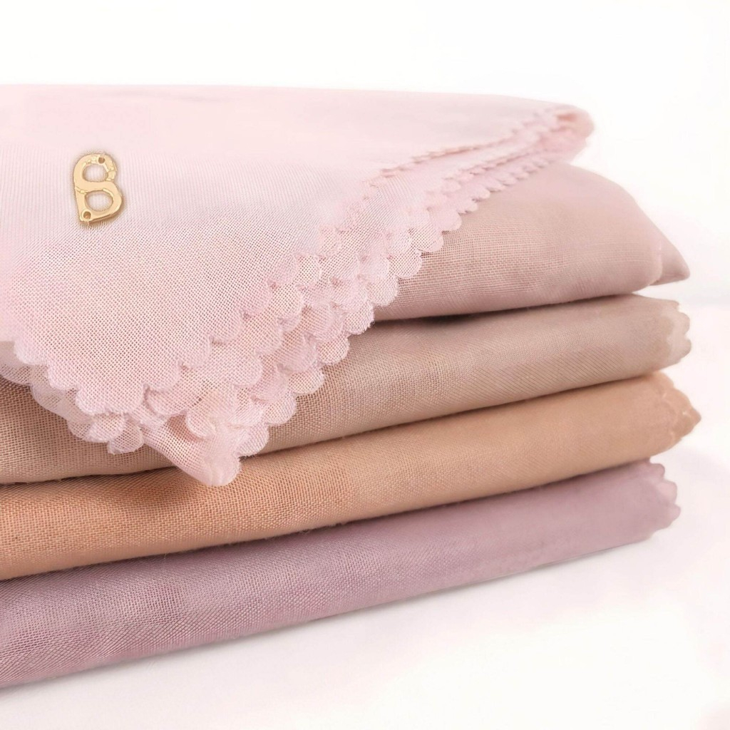 Hijab Voal Polos Buttonscarves Lasercut Series Pin BS