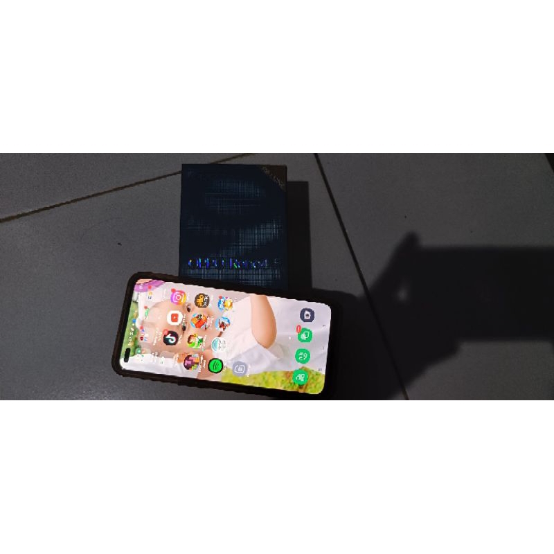 OPPO RENO 4F 8/128 GB SECOND FULLSET