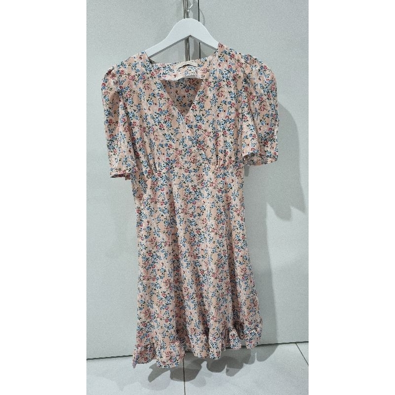 Preloved dress flower