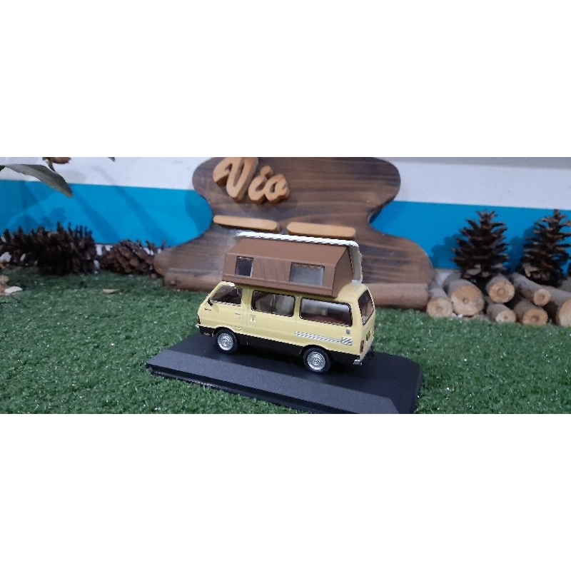 Diecast Miniatur Toyota Hiace 1978 skala 1:43