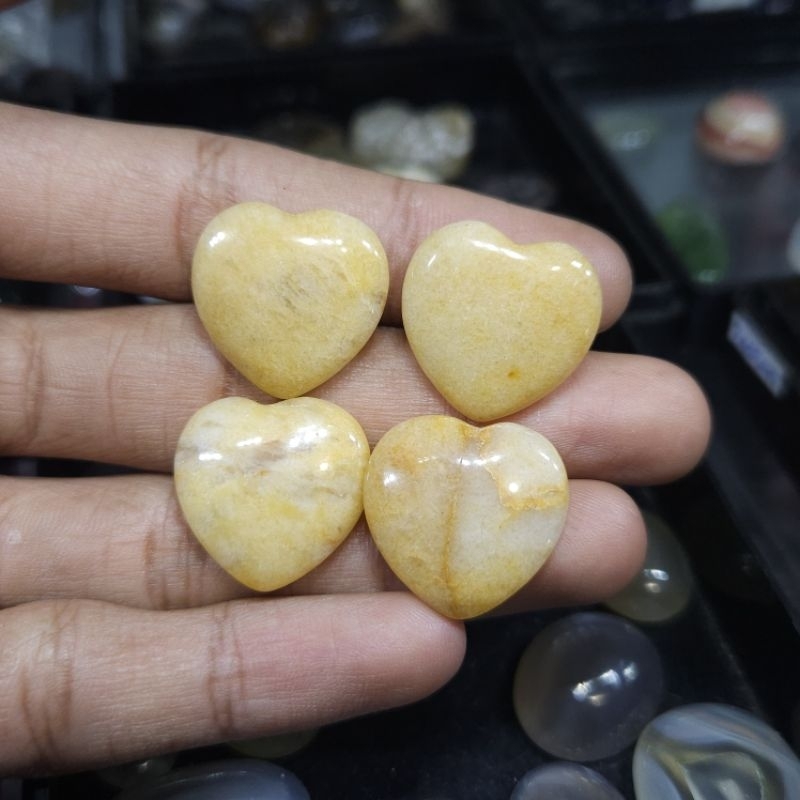 batu giok kuning bentuk love asli 1000% / batu akik giok
