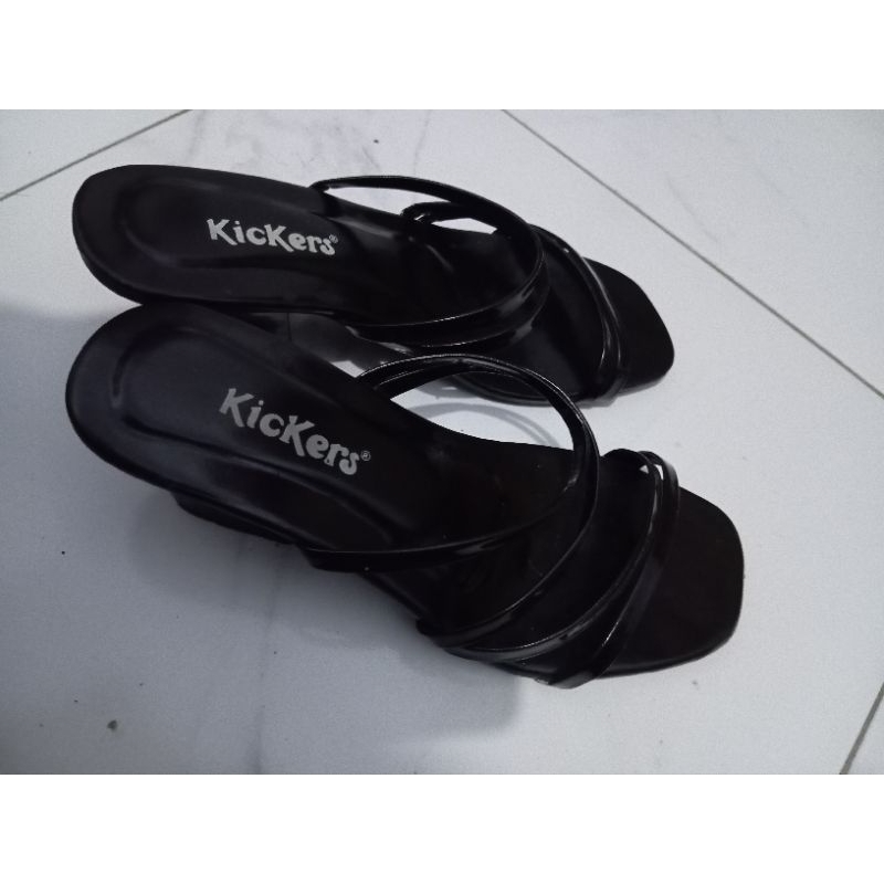 Heels hitam 5cm