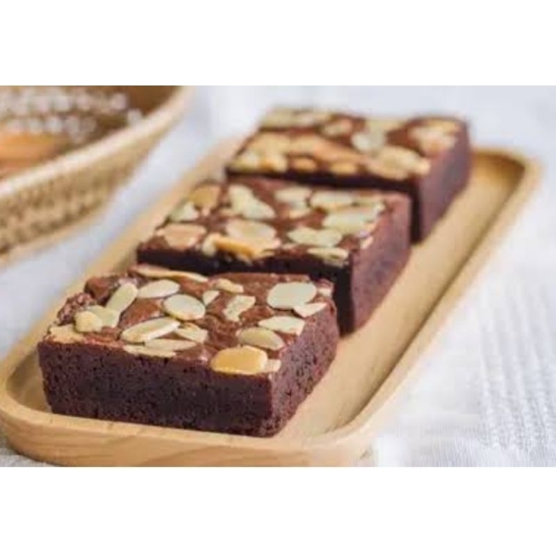 

brownies panggang almond