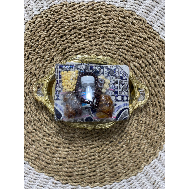 

Paket oleh oleh haji dan umroh murah lengkap