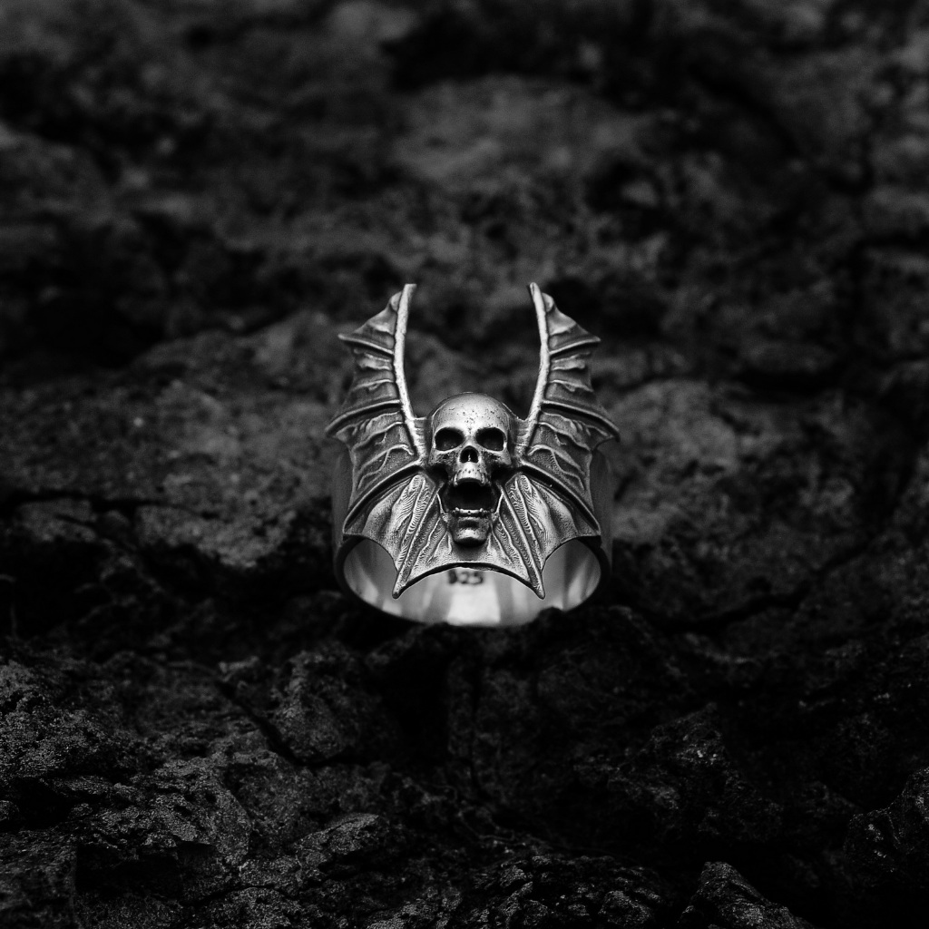 Cincin - Rolgaath Dark Jewelry - Nocturnus Bane Vampire Ring - Sterling Silver
