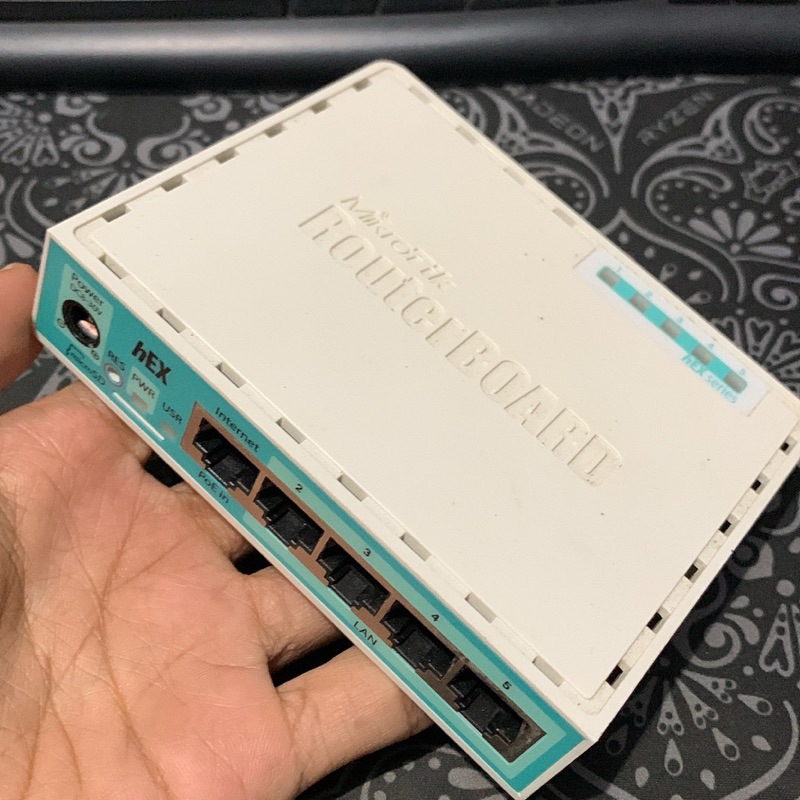 mikrotik RB750gr3 bekas