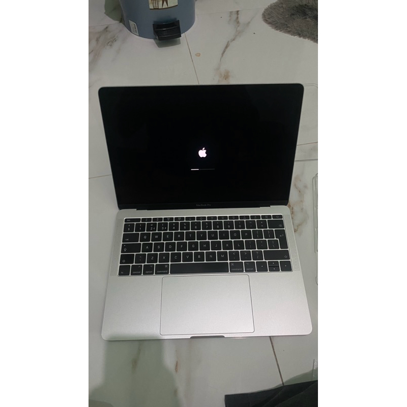 MACBOOK PRO RETINA 13 2017 16/256 GB