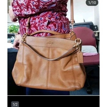 tas coach Lexy second