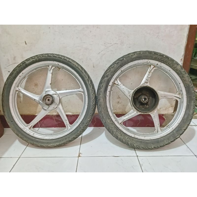velg original yamaha nouvo