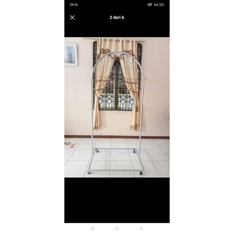 Tiang ayunan bayi roda biasa