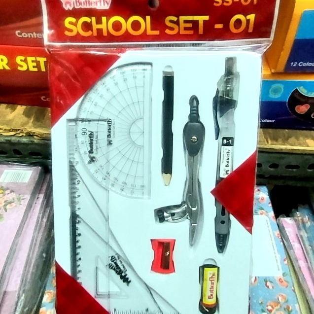 

SALE PAKET ALAT TULIS SEKOLAH LENGKAP 9 IN 1 DENGAN PENGGARIS BUSUR JANGKA PENSILK