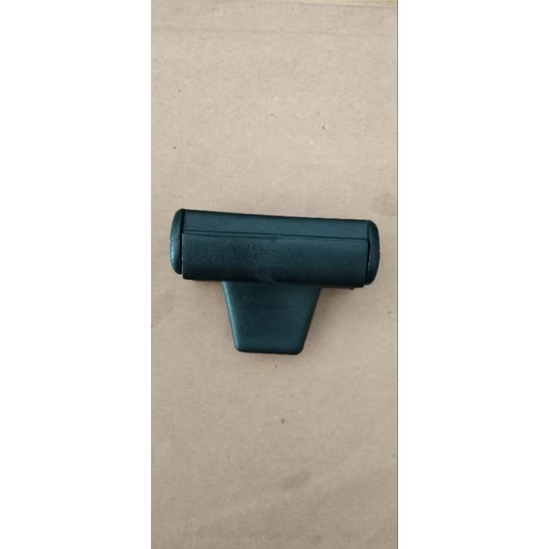 KANCINGAN KACA PINTU GESER