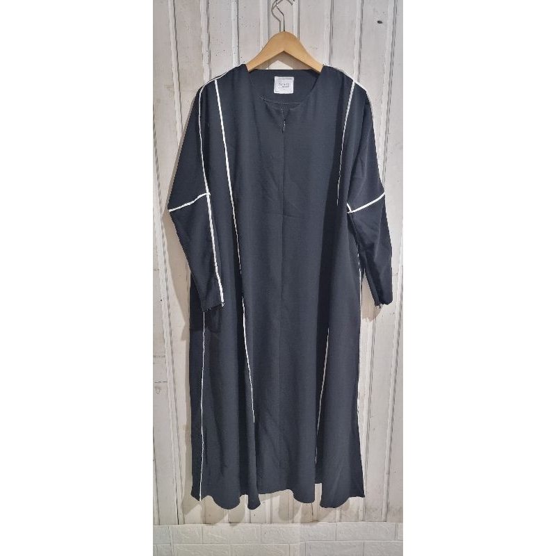 LINE ITSNAANI BLACK SOFNI