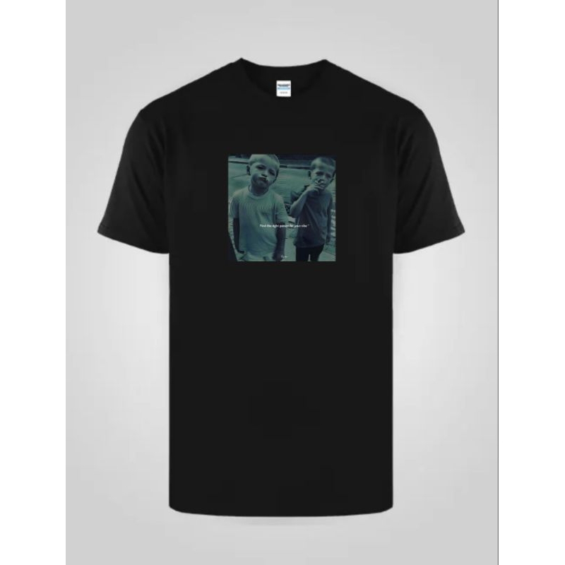 KAOS TSHIRT FIND YOUR VIBE